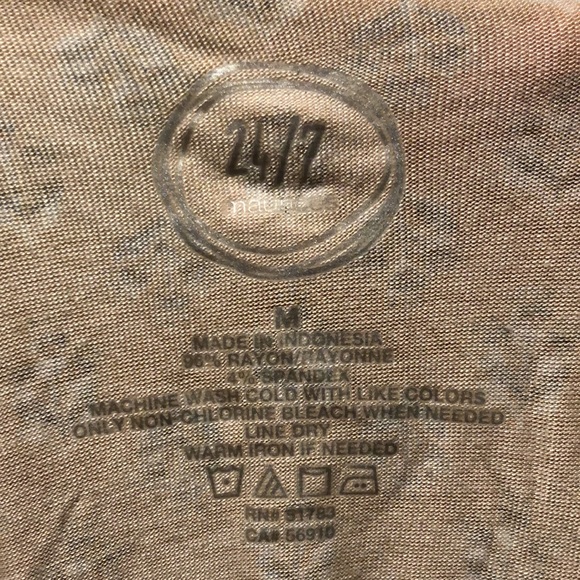 yellow flower tank top - Picture 2 of 2